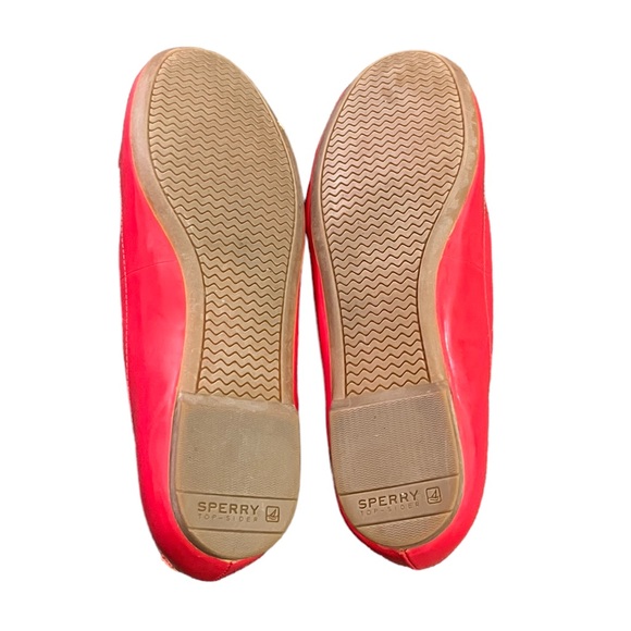 Sperry Top Sider Red Faux Leather Loafer Shoes | Women's 6 M - Picture 5 of 6
